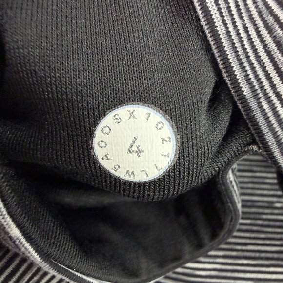 Lululemon High Times 7/8 Mesh Luxtreme Women’s 4 - Picture 5 of 15